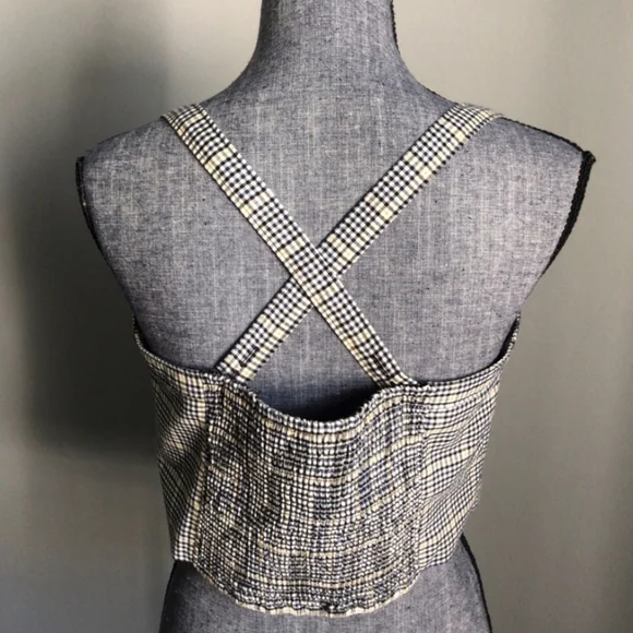 NWT Abercrombie Button Crop Top - Picture 4 of 6